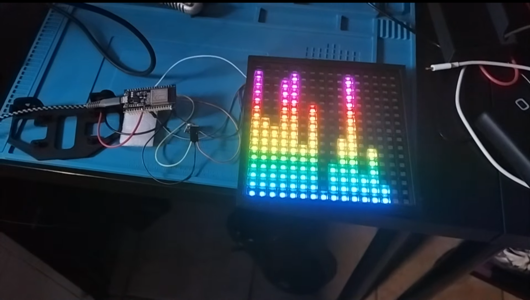 VUMeter Matrix LED 64x64 gestito da microcontrollore ESP32